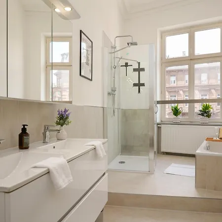 Wohnkultur - Altbau Charme Fuer 8 Personen *
